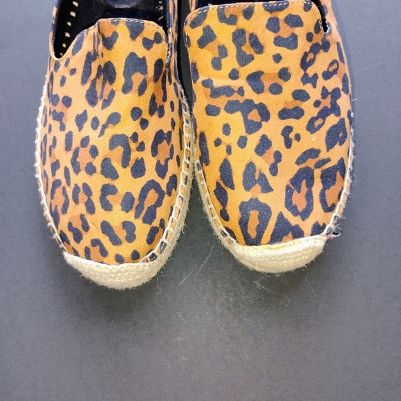 NWOB Rampage Leopard Print Espadrilles‎ Size 8 - Picture 3 of 5